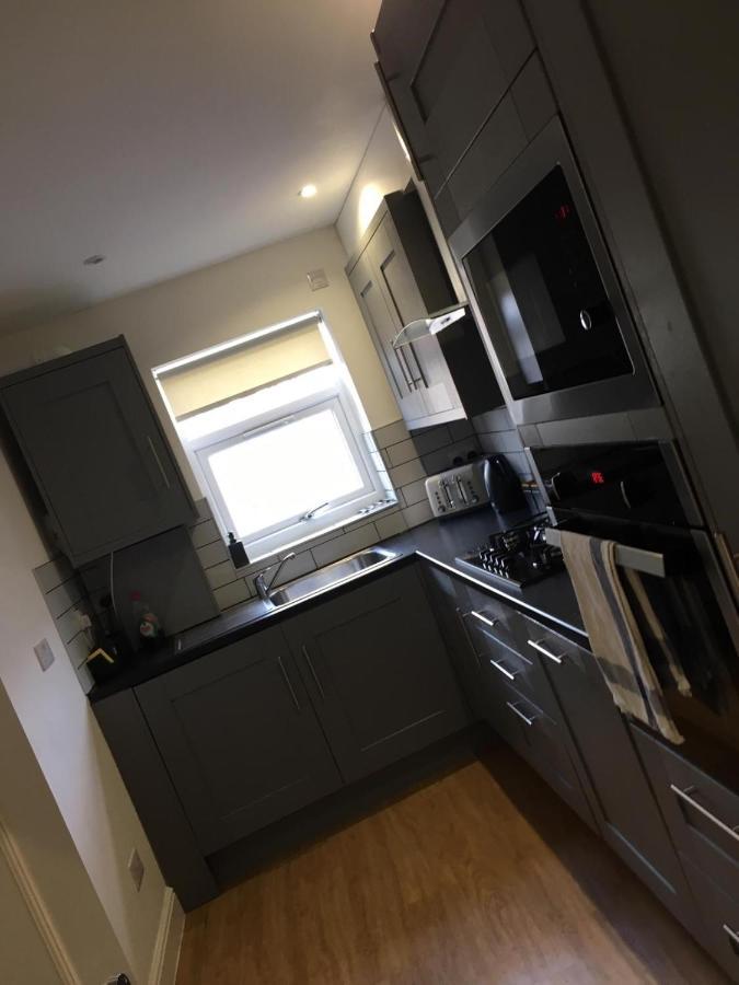 브리스틀 Short Term Lets From £15 Per Person Per Night 아파트 외부 사진
